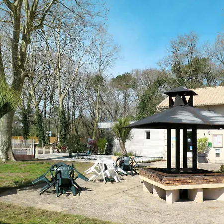 Сasa de vacaciones Holiday Camping Les Sables De Cordouan Les Mathes