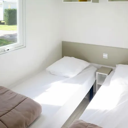 Holiday Camping Les Sables De Cordouan *